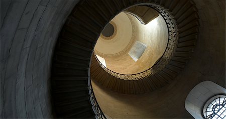 english staircase - St. Paul's Cathedral, City of London, London. Spiral staircase. Architect: Sir Christopher Wren. Stock Photo - Rights-Managed, Code: 845-02725787