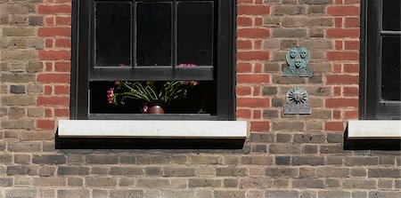 simsearch:845-02727522,k - Fenster Detail, Spitalfields, London. Stockbilder - Lizenzpflichtiges, Bildnummer: 845-02725846