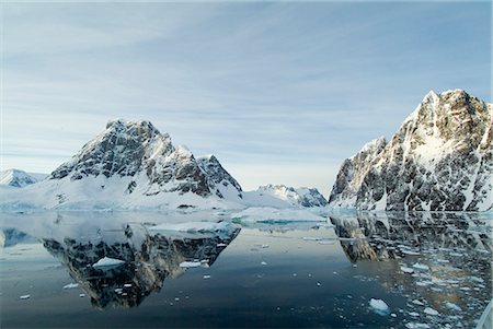 LeMaire Channel, Antarctica Foto de stock - Con derechos protegidos, Código: 845-02726056