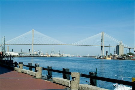 simsearch:845-02726324,k - Eugene Talmadge Memorial Bridge, Savannah River, Savannah, Georgia, 1991 Foto de stock - Con derechos protegidos, Código: 845-02726218