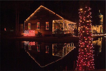 Lumières de Noël, Village acadien en Louisiane Photographie de stock - Rights-Managed, Code: 845-02726244