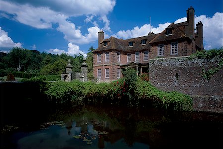 philips - Groombridge Place, Kent, England, c. 1670  1674. Architect: Philip Packer Stock Photo - Rights-Managed, Code: 845-02726492