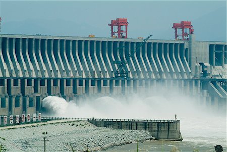 Trois-Gorges (Sanxia) barrage de la rivière Yangtze, en Chine Photographie de stock - Rights-Managed, Code: 845-02726654