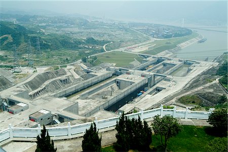 Serrures, des Trois-Gorges (Sanxia) barrage de la rivière Yangtze, en Chine Photographie de stock - Rights-Managed, Code: 845-02726657