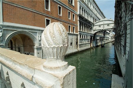 simsearch:845-02726953,k - Bridge of Sighs, Venice Stock Photo - Rights-Managed, Code: 845-02726949