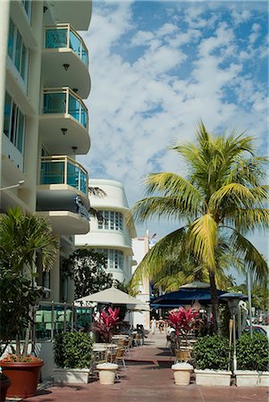 florida beach with hotel - Art Deco building on Ocean Drive, South beach, Miami Beach, Florida, USA. Stock Photo - Rights-Managed, Code: 845-02727081