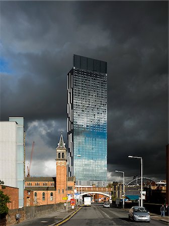 shopping malls in england - Hilton Hotel Tower, 303 Deansgate, Manchester. Architect: Ian Simpson Architects. Stock Photo - Rights-Managed, Code: 845-02727313