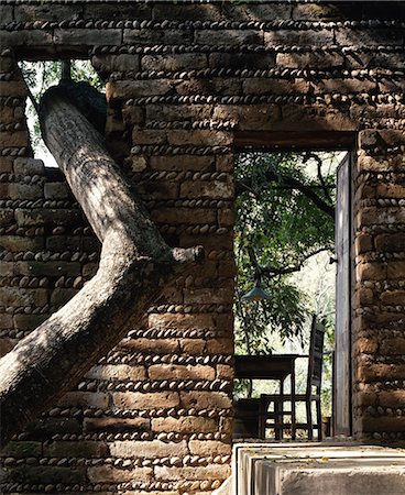 Jungle House, Tepotzlan. Entrance to living area. Architect: Sergio Puente and Ada Dewes Stock Photo - Rights-Managed, Code: 845-02727485