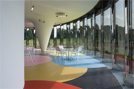 simsearch:845-02728731,k - Priorat Park Pavillon, Reigate, Surrey. Architekt: Dominique Perrault Architecture. Stockbilder - Lizenzpflichtiges, Bildnummer: 845-02727672