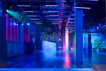 disco night club - Matter, The O2, Peninsula Square, London. Architect: William Russell - Pentagram. Stock Photo - Rights-Managed, Code: 845-02727859