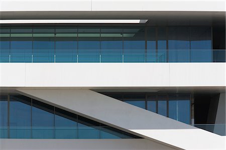 simsearch:845-02727729,k - America's Cup Pavilion, Valencia, Spain. Architect: David Chipperfield Architects. Foto de stock - Direito Controlado, Número: 845-02727853