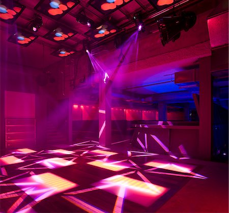 disco party - Matter, The O2, Peninsula Square, London. Architect: William Russell - Pentagram. Stock Photo - Rights-Managed, Code: 845-02727868