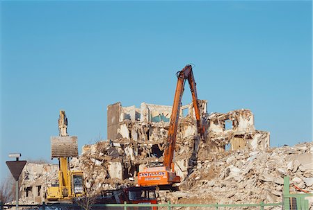 simsearch:845-02728658,k - Stonebridge Estate, London. Demolition of old blocks. Shepheard Epstein Hunter Architects Foto de stock - Con derechos protegidos, Código: 845-02728100