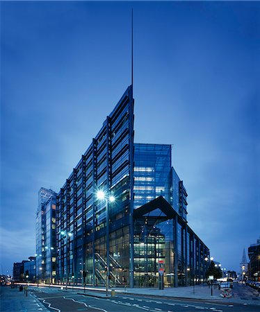 ABN, Londres. Tombée de la nuit. Architectes de l'EPR Photographie de stock - Rights-Managed, Code: 845-02728114
