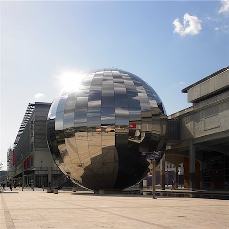 Ibis Hotel Bristol, Millennium place Imaginarium Orange. Architecte : Faulkner Browns Colt Group Photographie de stock - Rights-Managed, Code: 845-02728388