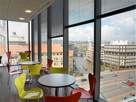 seating area - Bâtiment commercial, Bristol. Architecte : Stride Treglown. Photographie de stock - Rights-Managed, Code: 845-02728443