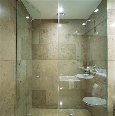 simsearch:845-02728849,k - G Hotel, Galway, Ireland - Bathroom. Designer, Philip Treacey. Douglas Wallace Architects. Interiors: Stephen Treacey. Foto de stock - Con derechos protegidos, Código: 845-02728843