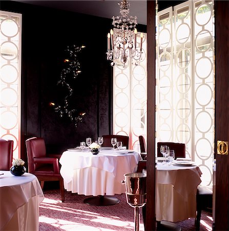 simsearch:845-02728696,k - Petrus Restaurant, Berkely Hotel, Knightsbridge, London. Architect: Interiors: David Collins. Stock Photo - Rights-Managed, Code: 845-02728903