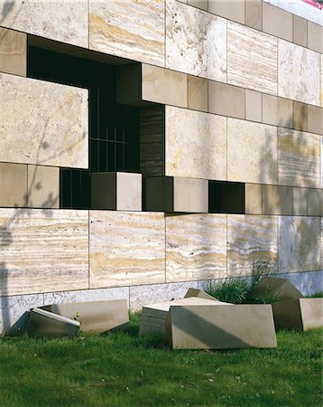 simsearch:845-02729624,k - Staatsgalerie, Stuttgart (1977-84) - Art gallery, museum and civic centre. Architect: Stirling and Wilford Foto de stock - Con derechos protegidos, Código: 845-02729393