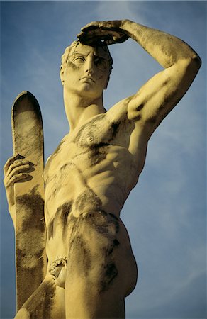 Mussolini Sports Stadium, Rome - Olympic Games 1933 - Statues - Fascist architecture Photographie de stock - Rights-Managed, Code: 845-02729457