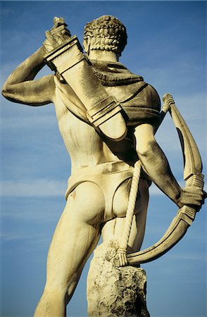 Mussolini Sports Stadium, Rome - Olympic Games 1933 - Statues - Fascist architecture Photographie de stock - Rights-Managed, Code: 845-02729462