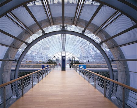 steel structures roofs glass - Neue Messe, Leipzig, 1991 - 1995. Architect: Von Gerkan and Marg Stock Photo - Rights-Managed, Code: 845-02729540