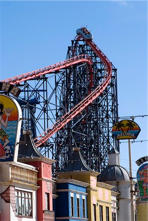 roller-coaster - La Big One, les montagnes russes 235 mètres (de l'Europe plus grand) à Pleasure Beach, Blackpool, en Angleterre. Photographie de stock - Rights-Managed, Code: 845-03464015