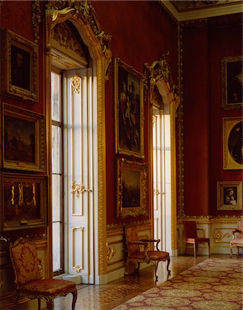 simsearch:845-03464655,k - Apsley House. View of two of the windows in the Waterloo Gallery. Foto de stock - Direito Controlado, Número: 845-03464633