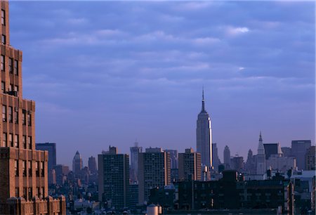 simsearch:845-02726324,k - Skyline of New York with Empire State Building. Foto de stock - Con derechos protegidos, Código: 845-03463275