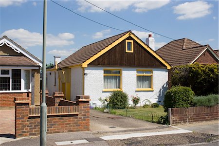 Bungalow, Ashford, Middlesex, England Stockbilder - Lizenzpflichtiges, Bildnummer: 845-03463523