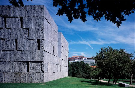 simsearch:845-04826534,k - Escola de Altos Estudos Musicais, Santiago. Architects: Ensamble Studios, Garcia Abril Stock Photo - Rights-Managed, Code: 845-03463593