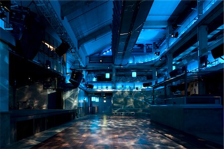 disco night club - Matter - Nightclub, The O2, Peninsula Square, London. Architects: William Russell - Pentagram Stock Photo - Rights-Managed, Code: 845-03463655