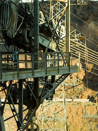 simsearch:845-03463692,k - Old crane workings Hoover Dam Foto de stock - Con derechos protegidos, Código: 845-03463698
