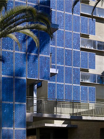 elevation - Colorado Court, Santa Monica, California. Architects: Pugh and Scarpa Stock Photo - Rights-Managed, Code: 845-03463705