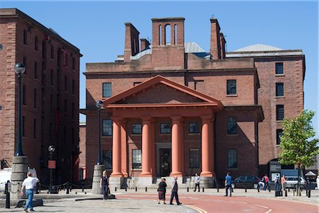 pórtico - Historic building as part of the renovated Albert Docks, Liverpool, Merseyside, England Stock Photo - Rights-Managed, Code: 845-03552630