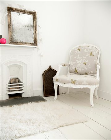 fireplace mirrors uk - Orchard Cottage. Stock Photo - Rights-Managed, Code: 845-03552876