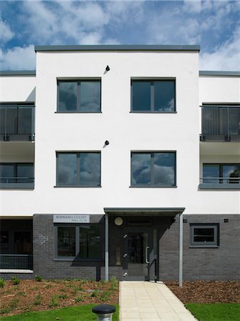 flat roof - East Thames Housing Group East Thames HG John Street Plaistow, Plaistow, London. New build social housing.  Architects: Greenhill Jenner Partnership Stock Photo - Rights-Managed, Code: 845-03553145