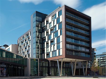 elevation - Clarence Dock, Leeds. Mixed use development of residential, retail and cultural / leisure.  Architects: Carey Jones Architects Stock Photo - Rights-Managed, Code: 845-03553142