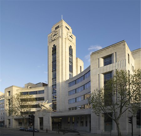 simsearch:845-03721222,k - National Audit Office, London. Originally built in 1936 as a luxury terminal for the airports at Croydon and the flying boats at Southampton, the National Audit Office has occupied this listed Grade II building since 1984.  Architects: TP Bennett LLP Foto de stock - Con derechos protegidos, Código: 845-03553202