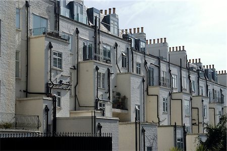 Back of terrace houses and chimneys, Wells Rise, near Primrose Hill, London, NW1, England Stock Photo - Rights-Managed, Code: 845-03721228