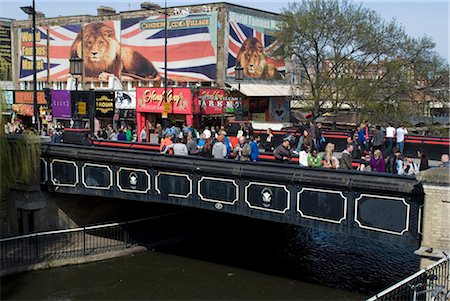 simsearch:845-03464063,k - Bridge over Regent's Canal near Camden Village, Camden Lock, Camden High Street, London NW1, England Stock Photo - Rights-Managed, Code: 845-03721244