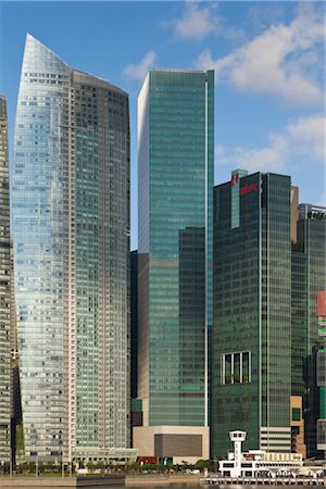 simsearch:845-03720867,k - The One Raffles Quay office building in Singapore's downtown central business district was completed in 2006. The Sail @ Marina Bay by NBBJ is on the left. Architects: Kohn Pedersen Fox and Architects 61 Foto de stock - Con derechos protegidos, Código: 845-03721320