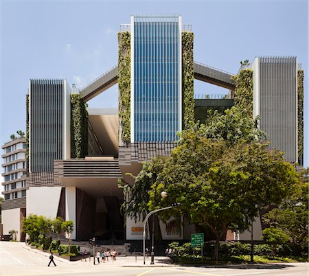 simsearch:845-03552709,k - Schule der Künste Singapur (SOTA) von WOHA, Singapur. Kunstschule für Kinder und junge Erwachsene. Architekten: WOHA Stockbilder - Lizenzpflichtiges, Bildnummer: 845-03721416