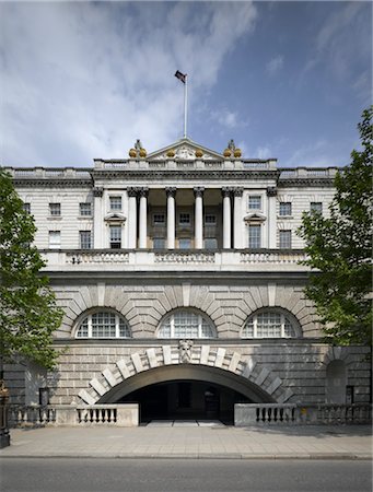 simsearch:845-04827132,k - facade, Somerset House, London. Architects: Sir William Chambers Stock Photo - Rights-Managed, Code: 845-03777334