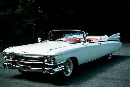 1959 ELDORADO BIARRITZ CADILLAC CONVERTIBLE Photographie de stock - Rights-Managed, Code: 846-05645759