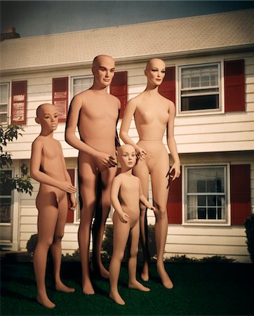 funny aliens - 1970s MANNEQUIN FAMILY MOTHER FATHER TWO CHILDREN IN FRONT OF SUBURBAN HOUSE OUTDOOR Stock Photo - Rights-Managed, Code: 846-05647146