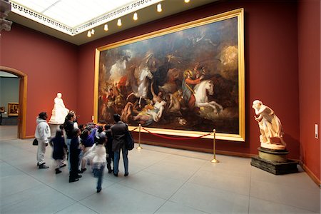 simsearch:846-03164576,k - PHILADELPHIA, PA PEOPLE LOOKING AT BENJAMIN WEST'S DEATH ON A PALE HORSE IN PENNSYLVANIA ACADEMY OF FINE ARTS Stock Photo - Rights-Managed, Code: 846-05647348