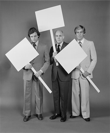 protesta - 1970s TRIO OF BUSINESSMEN CARRYING BLANK SIGNS Stock Photo - Rights-Managed, Code: 846-05648295