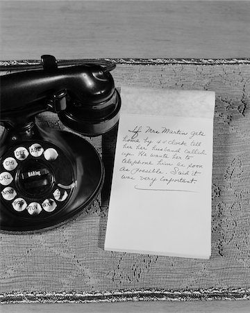 frotar - 1930s - 1940s ROTARY TELEPHONE NOTE PAD WITH PHONE MESSAGE Stock Photo - Rights-Managed, Code: 846-05648407