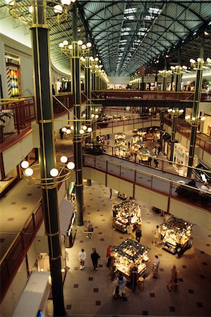 shopping mall shoppers - WEST MARKET WING IN MALL OF AMERICA BLOOMINGTON MINNESOTA Foto de stock - Con derechos protegidos, Código: 846-06111755